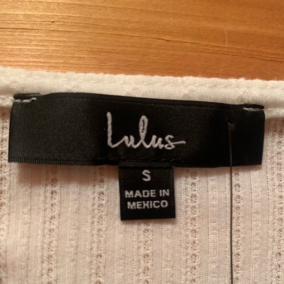 Lulu’s NWT Constant Cuteness White Ribbed Knit Long Sleeve Top. Size small - Picture 8 of 9